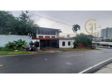 Casa en Parque Lefevre a pocos metros de Av. Santa Elena -KT