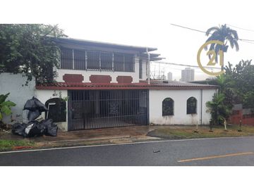 Casa en Parque Lefevre a pocos metros de Av. Santa Elena -KT