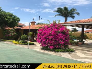 Casa de venta en Vía a la Costa - Puerto Azul – código:10064