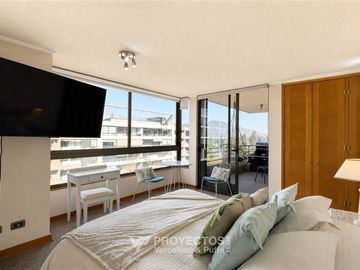 Departamento en venta de 3 dorm. en Lo Barnechea
