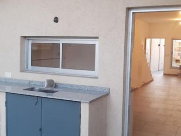 VENTA -  EXCELENTE DUPLEX A ESTRENAR DE 4 AMBIENTES - ITUZAINGO NORTE - NUEVO PRECIO