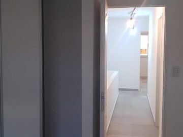 VENTA -  EXCELENTE DUPLEX A ESTRENAR DE 4 AMBIENTES - ITUZAINGO NORTE - NUEVO PRECIO