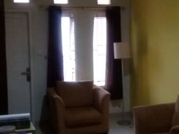 Rumah bebas banjir, strategis, Komplek Griya Gandaria, Jagakarsa, Jakarta Selatan