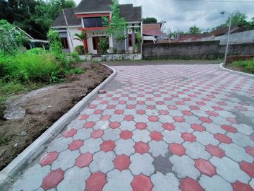 Rumah Dalam Cluster Dekat Uii, 700 Juta-an