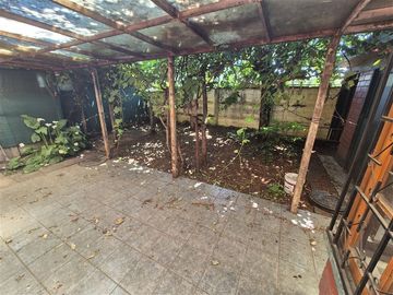 Casa en venta de 6 dorm. en Los Angeles