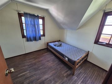 Casa en venta de 6 dorm. en Los Angeles