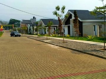 rumah di bandung utara ada jogging track di dalam komplek