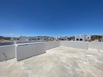 Casa en Venta en Juriquilla, Grand Preserve, 3 Recamaras, Roof Garden, 3.5 Baños