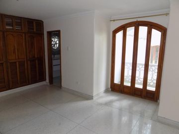 casa en venta en alto prado. Cod V87979