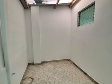 oficina en arriendo en la candelaria. Cod A3027