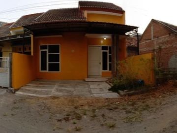 Dijual rumah 350jutaan siap huni dan terawat