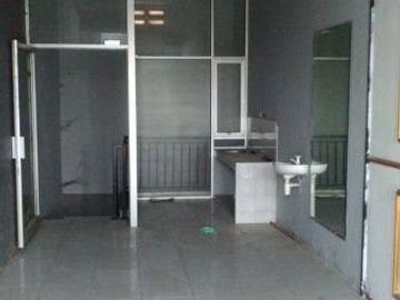 Ruko 2LT di Gajah Semarang Timur. STRATEGIS&JALAN RAMAI