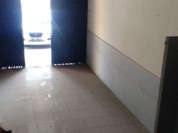 Ruko 2LT di Gajah Semarang Timur. STRATEGIS&JALAN RAMAI