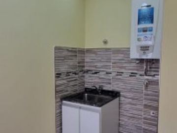 VENTA - CASA 2 HABITACIONES - ZONA ZANNI & JORGE NEWERY