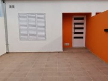 VENTA - CASA 2 HABITACIONES - ZONA ZANNI & JORGE NEWERY