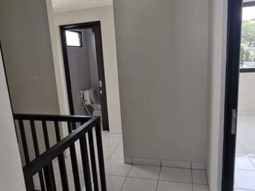 Rumah baru renov total cluster dayana summarecon gedebage