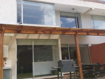 VENDO LINDA CASA VIA INTERVALLES