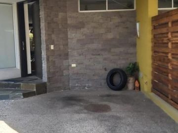 VENDO LINDA CASA VIA INTERVALLES
