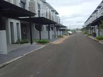 Rumah Tinggal 3  Lt Unit Baru Di Bukit Podomoro Duren Sawit S8382