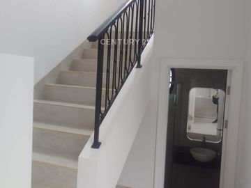 Rumah Tinggal 3  Lt Unit Baru Di Bukit Podomoro Duren Sawit S8382