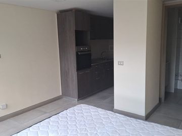 Departamento y bodega en arriendo en Santiago