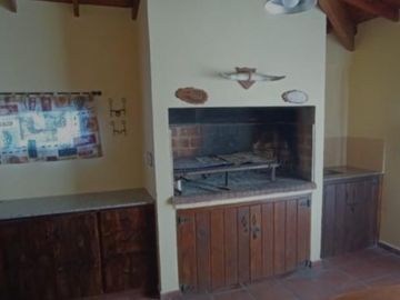 VENDO CASA DE CORTE CAMPESTRE