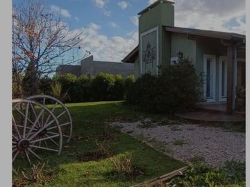 VENDO CASA DE CORTE CAMPESTRE