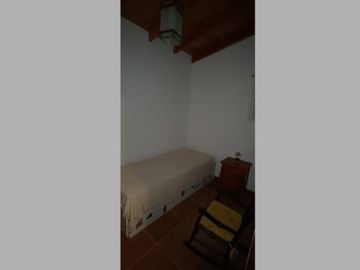 VENDO CASA DE CORTE CAMPESTRE