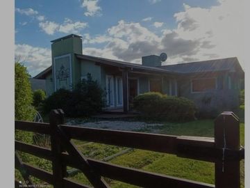 VENDO CASA DE CORTE CAMPESTRE