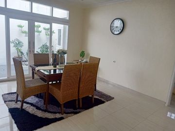Di Sewakan Rumah Siap Huni 4 Kamar di Jl. Lodaya, Lengkong Bandung