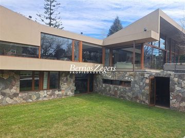 Casa en Venta en Carlos Peña Otaegui