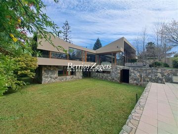 Casa en Venta en Carlos Peña Otaegui