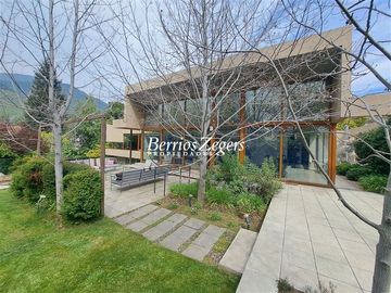 Casa en Venta en Carlos Peña Otaegui