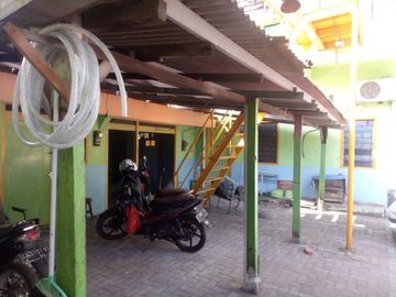 Jual rumah kost aktif jalan dukuh kupang timur