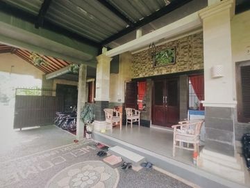 BUC DI JUAL RUMAH 2 LANTAI SIAP HUNI CANTIK VIEW SAWAH