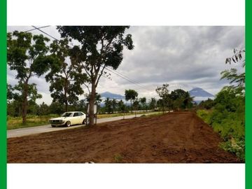 Pekarangan Mangku Jalan Blabak-Mungkid; 122m, SHM