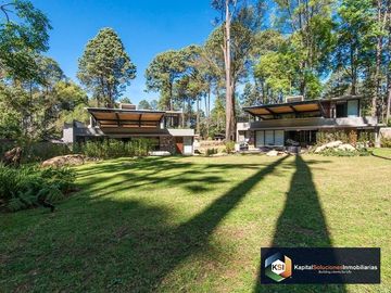 Venta de casa en Avándaro, Valle de Bravo