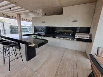 Departamento en venta de 1 dorm en Lo Barnechea - SEMI NUEVO