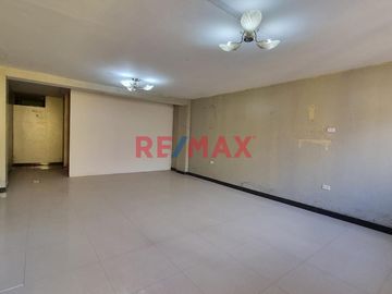 Tu Nuevo Hogar en Urbanización Las Brisas Chiclayo
Vive en la tranquilidad de Urbanización Las Brisas en una casa de 2 pisos.

Características prin