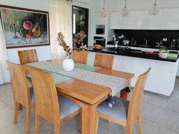 casa en venta en condiminio castilla real. Cod V596