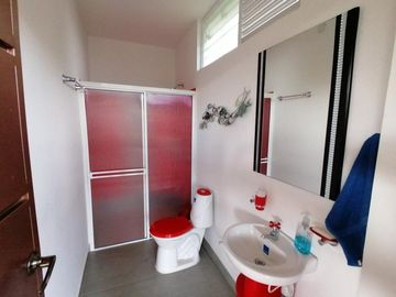 casa en venta en condiminio castilla real. Cod V596