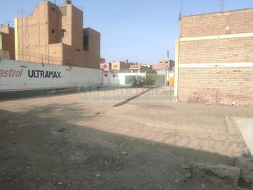 Terrenos Comerciales Venta CAL. Mariscal Castilla  - HUACHO