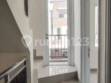 Jual Murah Dibawah Harga Pasar Rumah 3 Lantai Di Sedayu City Ku Kelapa Gading