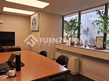Oficina en venta en Edificio Plaza de Armas Santiago