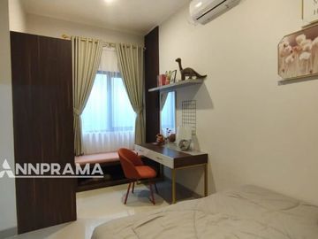 RN Ready Stok Rumah 2 Lantai Mewah Dekat summarecon Bekasi (king)