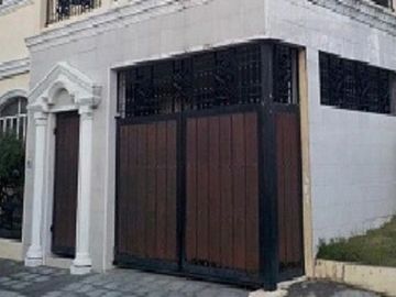 Two-storey Mediterranean House for Sale in Multinational Village, Paranaque