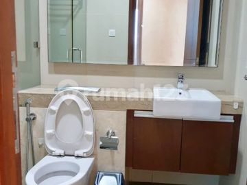 Apartemen Furnished Disewakan The Windsor Luxury Puri Indah 113M2