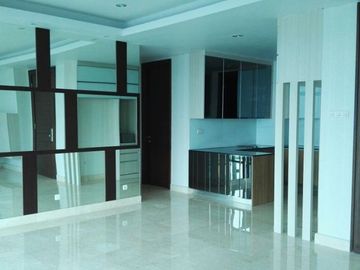 3 BR Winsor Apartment