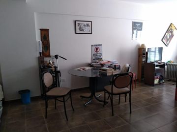 OPORTUNIDAD. MONOAMBIENTE 5 AÑOS, 44m2, BALCON , APTO PROFESIONAL