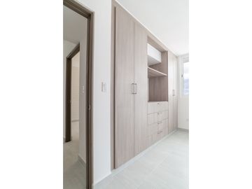 SE VENDE APARTAMENTO EN VIA ESPAÑA 3 RECAMARAS $ 206,000